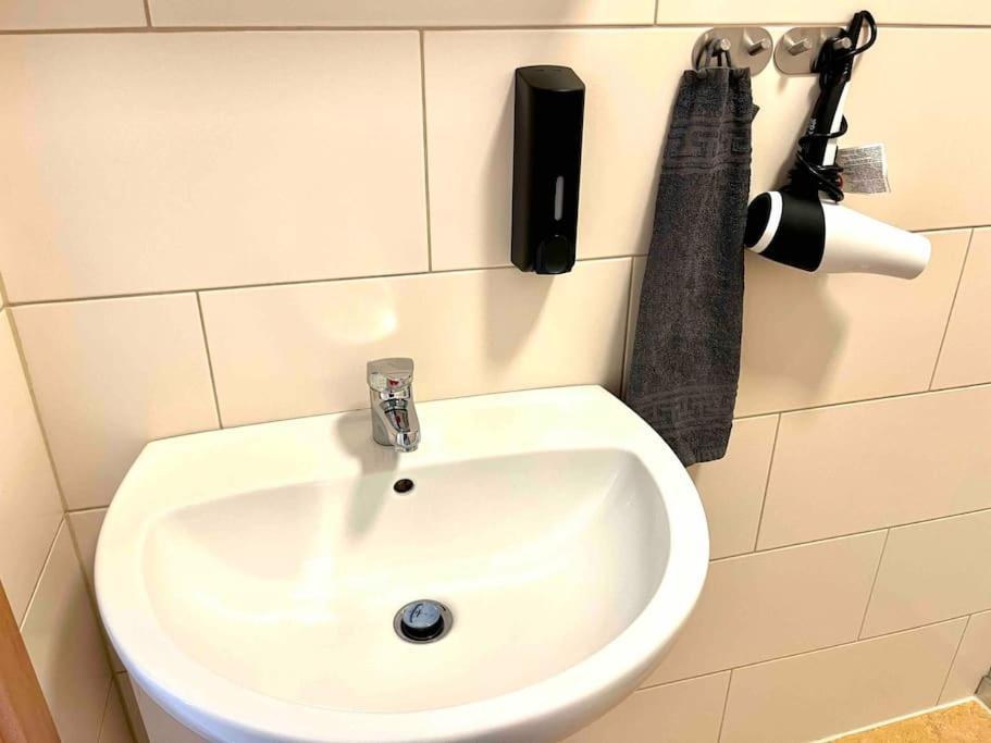 Stadtmitte Im Zentrum Von Itzehoe Aber Ruhig Bagian luar foto